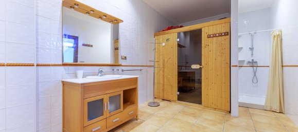 5 bedrooms House in Alicante, Spain No. 155208 30