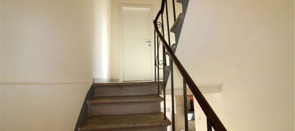 5غرفة منزل في Lucca, Italy رقم 82929 12