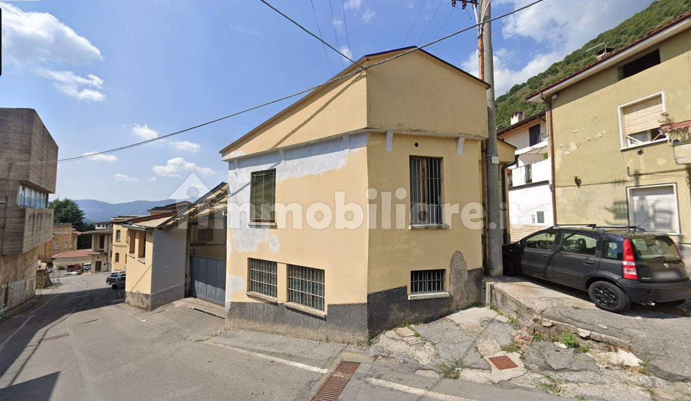 5 rooms Commercial property in Lumezzane, Italy No. 312187