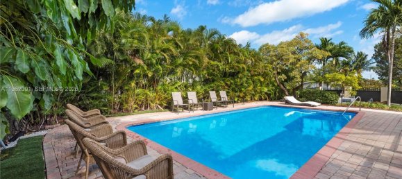 6 dormitorios villa en venta en Miami, Miami-Dade, Florida, USA № 615797 23