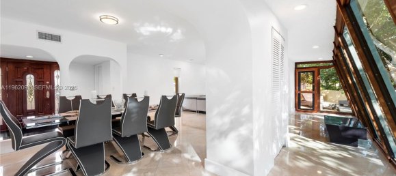 6 dormitorios villa en venta en Miami, Miami-Dade, Florida, USA № 615797 14