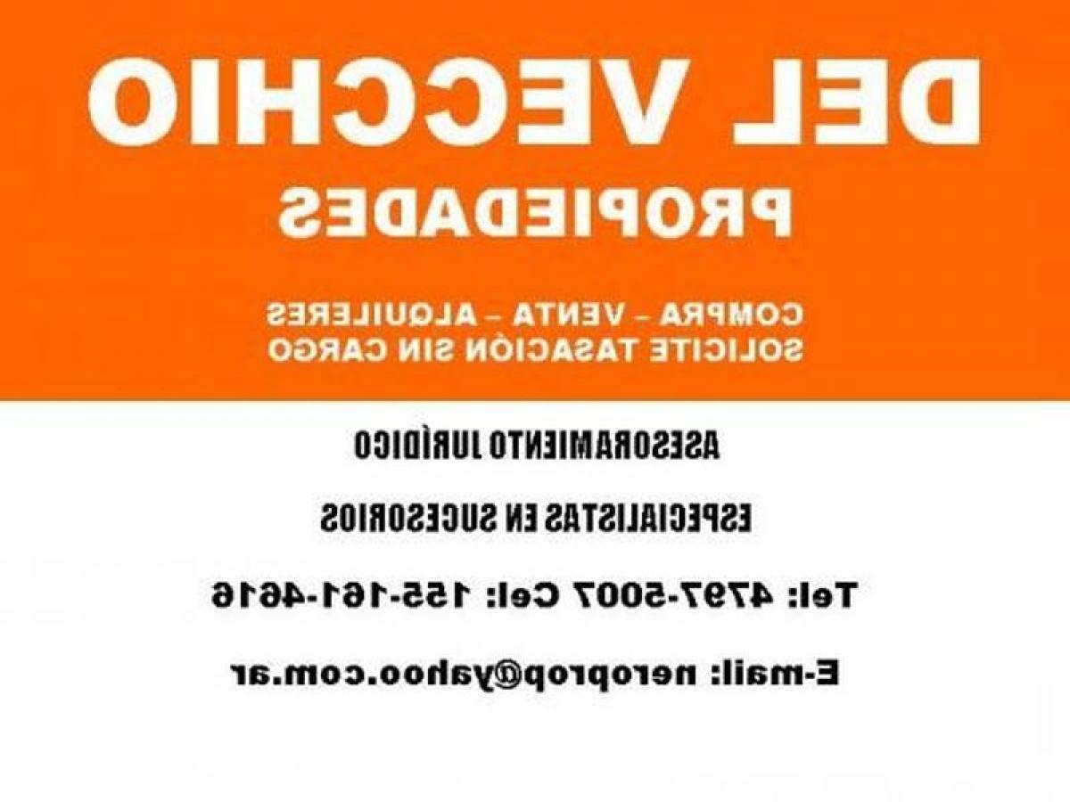 Casa de 4 dormitorios en Vicente López, Argentina No. 52487