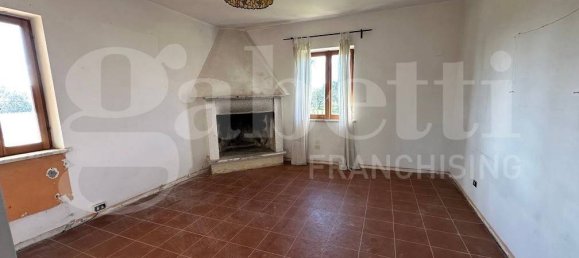 3 bedrooms Villa in Manziana, Italy No. 206975 12