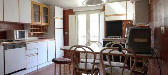 4 rooms Apartment in Teramo, Italy No. 165061 8