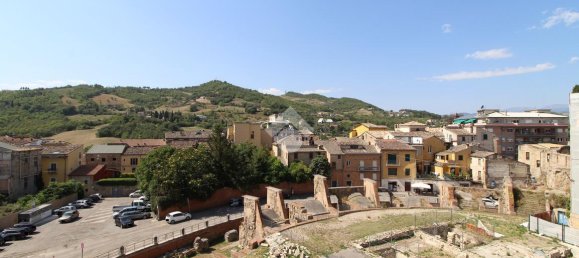 4 rooms Apartment in Teramo, Italy No. 165061 13