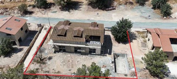 4 bedrooms Commercial property in Souni–Zanatzia, Cyprus No. 20477 3