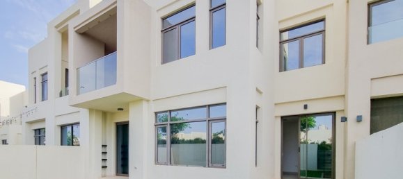 3 bedrooms Villa in Reem, UAE No. 4421 23