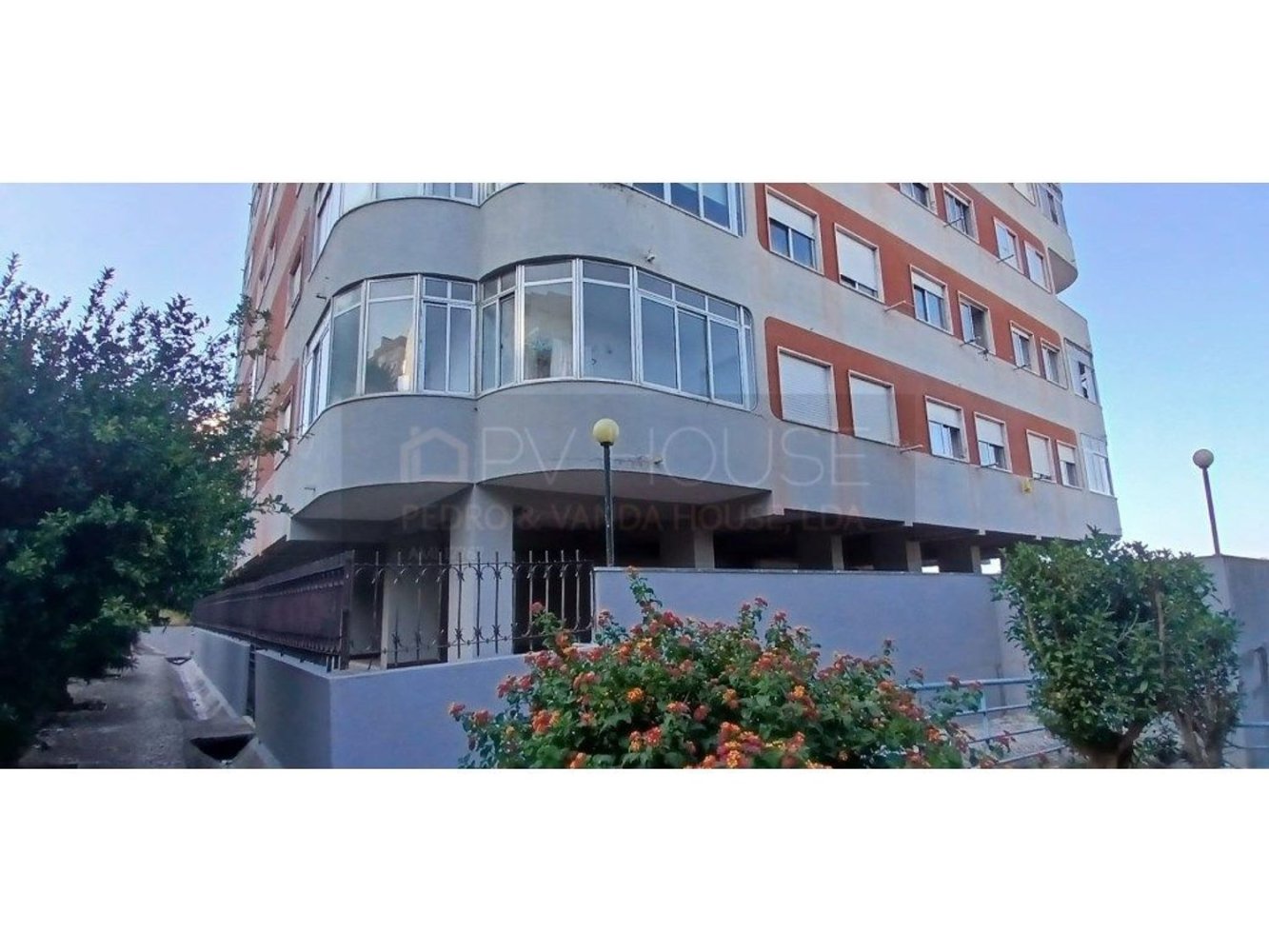 3 bedrooms Apartment in Sintra, Portugal No. 243697
