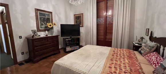 5 rooms House in Scandicci, Italy No. 211019 45