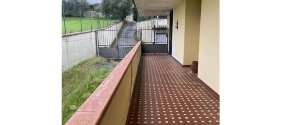5 rooms House in Scandicci, Italy No. 211019 6