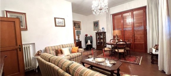 5 rooms House in Scandicci, Italy No. 211019 23