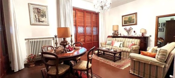 5 rooms House in Scandicci, Italy No. 211019 26