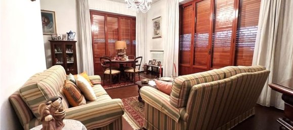 5 rooms House in Scandicci, Italy No. 211019 21