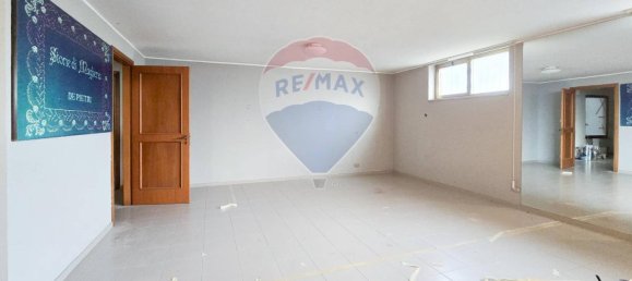 5-Zimmer Wohnung in Pescara, Italy, Nr. 133028 60