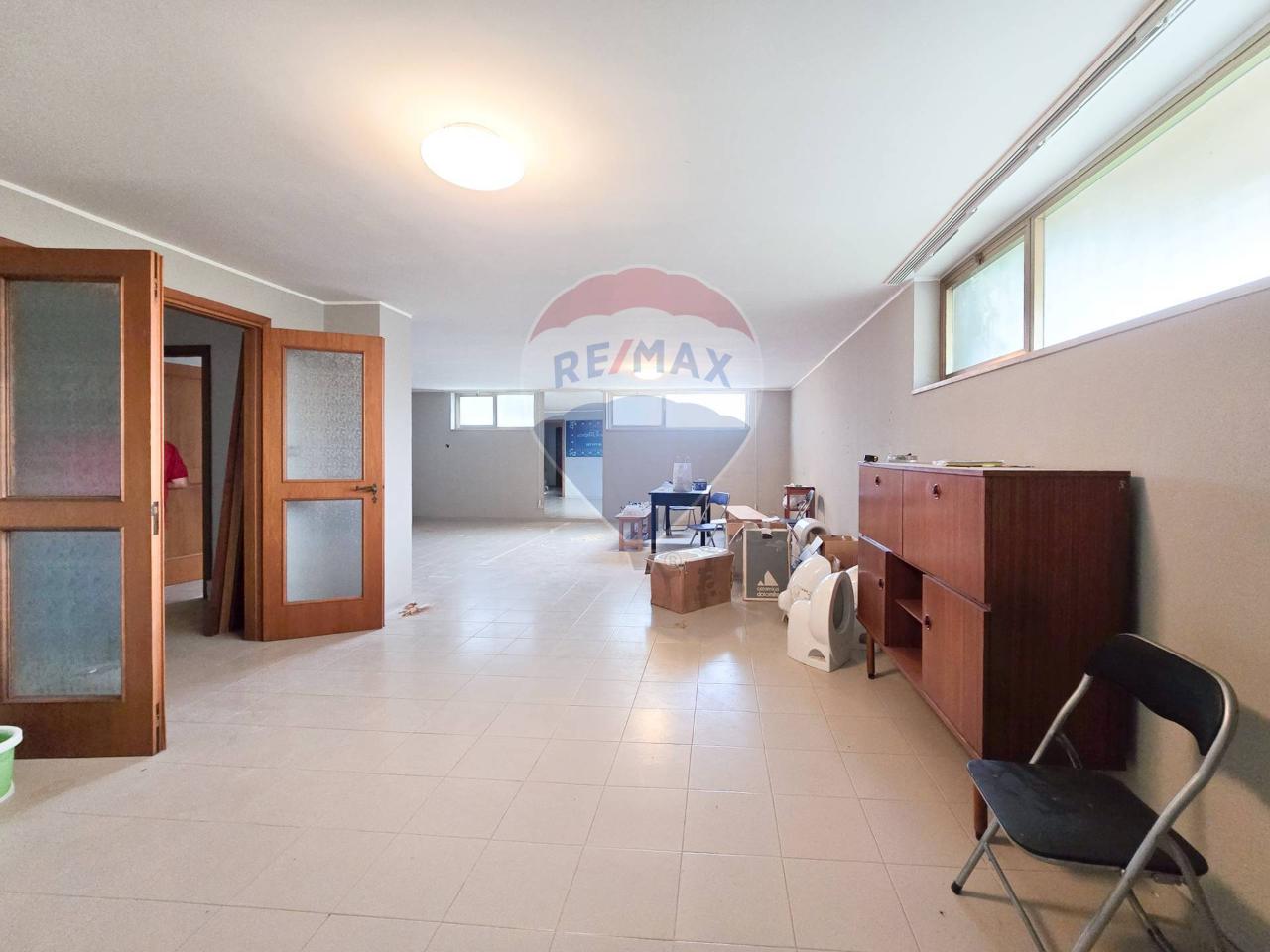 5-Zimmer Wohnung in Pescara, Italy, Nr. 133028