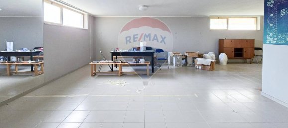 5-Zimmer Wohnung in Pescara, Italy, Nr. 133028 4