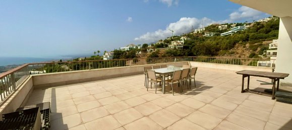 3 Schlafzimmer Penthouse in Marbella, Spain, Nr. 131072 21