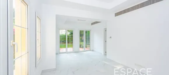 Villa T3 em The Springs, UAE N.º 108454 4