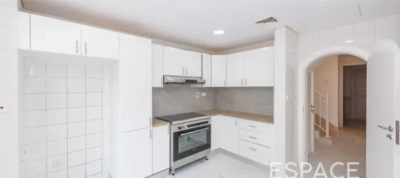 Villa T3 em The Springs, UAE N.º 108454 6