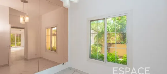 Villa T3 em The Springs, UAE N.º 108454 8