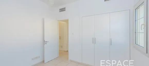 Villa T3 em The Springs, UAE N.º 108454 14