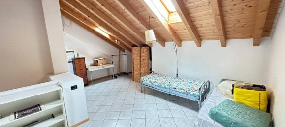 4 rooms House in Limido Comasco, Italy No. 19160 14