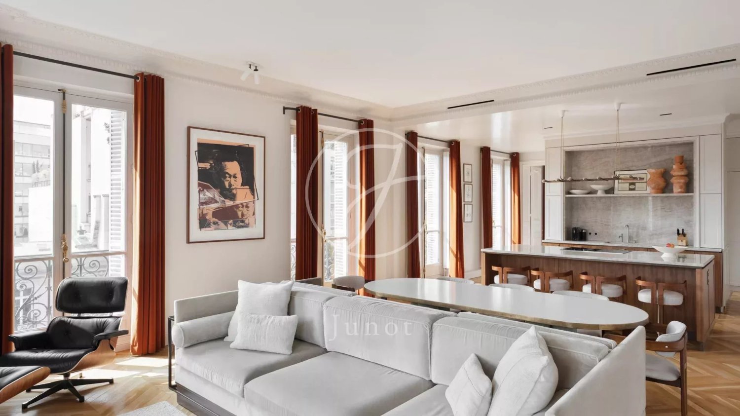 Квартира с 5 спальнями в Париж, Франция № 131472