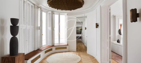 Квартира с 5 спальнями в Париж, Франция № 131472 3