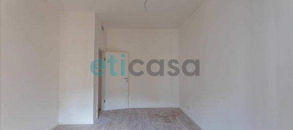 3 Schlafzimmer Wohnung in Piacenza, Italy, Nr. 193843 28