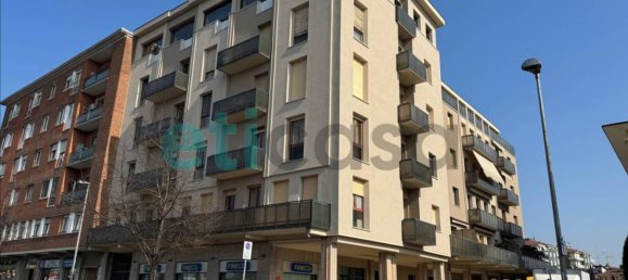 3 Schlafzimmer Wohnung in Piacenza, Italy, Nr. 193843 14