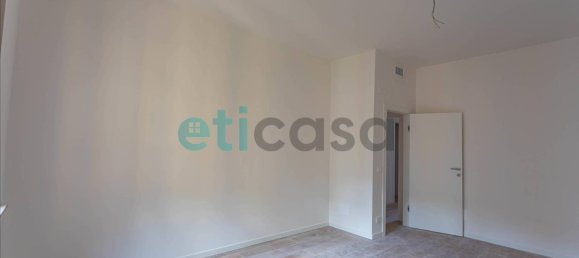 3 Schlafzimmer Wohnung in Piacenza, Italy, Nr. 193843 27