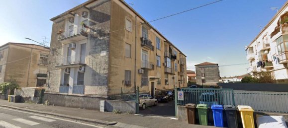 3-salle Appartement à Catania, Italy No. 46890 13