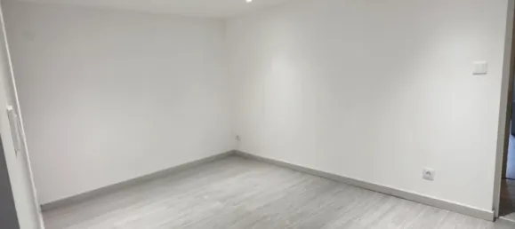 5 Schlafzimmer Haus in Thil, France, Nr. 319737 12