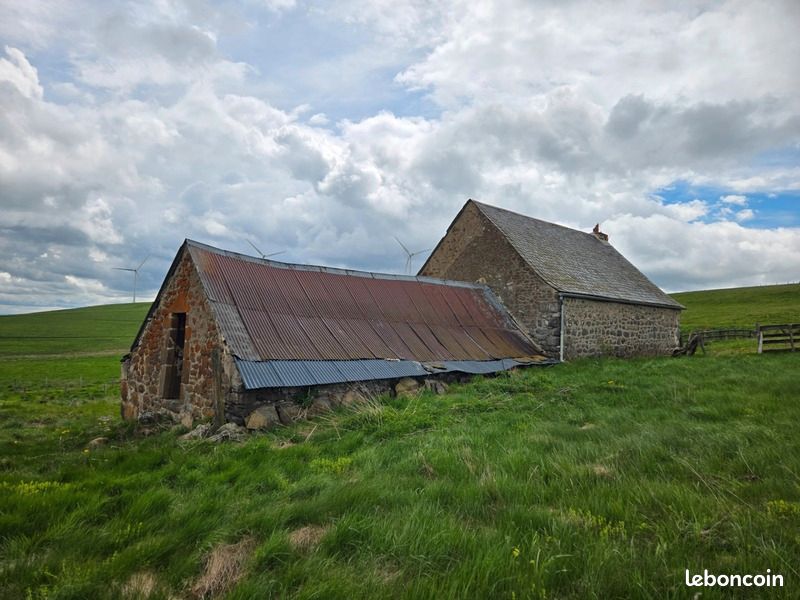 3 rooms House in Cantal, France No. 343802