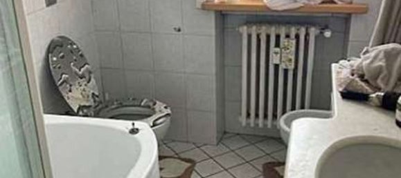 Apartamento de 4 divisões em Cassano Magnago, Italy N.º 1667 6