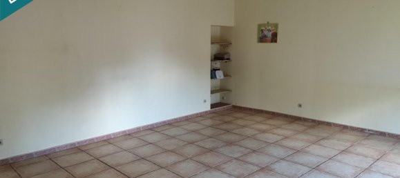 6 bedrooms House in Courant, France No. 100894 4