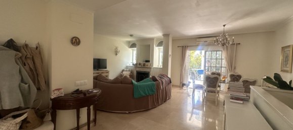 4 Schlafzimmer Stadthaus in Marbella, Spain, Nr. 143915 3