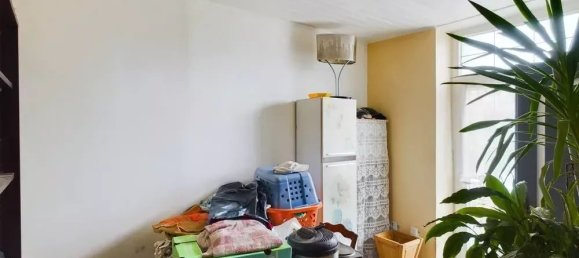 Edificio de 1 dormitorio en Maizieres-la-Grande-Paroisse, France No. 239354 6