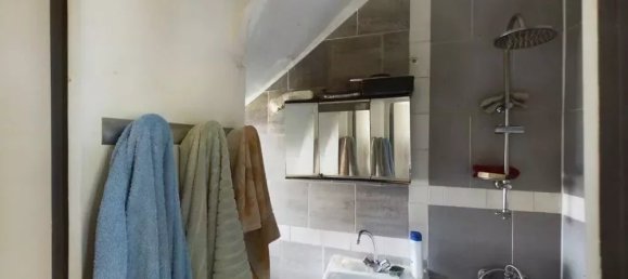 Edificio de 1 dormitorio en Maizieres-la-Grande-Paroisse, France No. 239354 5