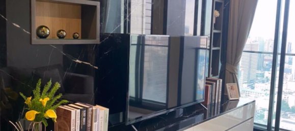 1 bedroom Condo in Noble Ploenchit Bangkok, Thailand No. 30083 2