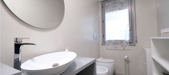 3 rooms Apartment in Scandicci, Italy No. 265770 12