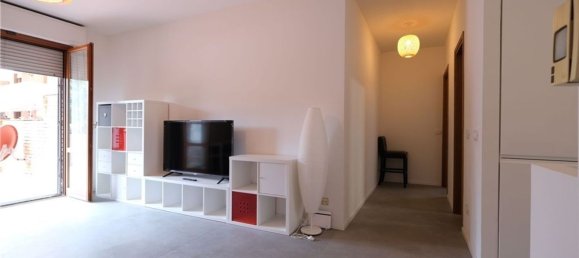3 rooms Apartment in Scandicci, Italy No. 265770 6