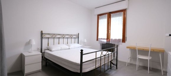 3 rooms Apartment in Scandicci, Italy No. 265770 16
