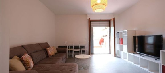 3 rooms Apartment in Scandicci, Italy No. 265770 5