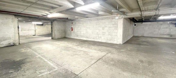 Garage à Favoriten, Austria No. 33403 12