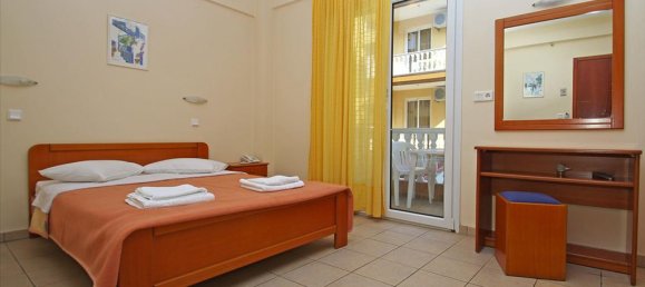 700m² Townhouse in Pieria, Greece No. 7910 6