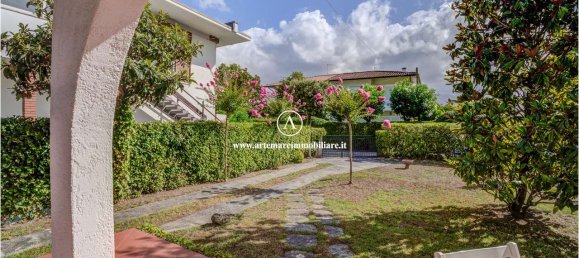 6 bedrooms Villa in Pietrasanta, Italy No. 310497 12