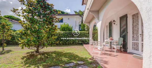 6 bedrooms Villa in Pietrasanta, Italy No. 310497 10