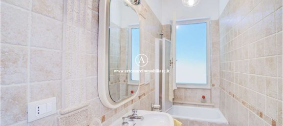 6 bedrooms Villa in Pietrasanta, Italy No. 310497 21