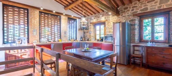 5 rooms House in Greve in Chianti, Italy No. 189718 3